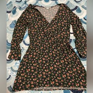 XS American Eagle green floral dress